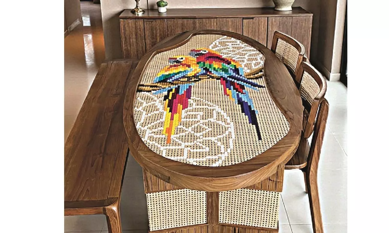 Sofa-Sticated Artwork Conversation Starters Sofa-Sticated Artwork Conversation Starters