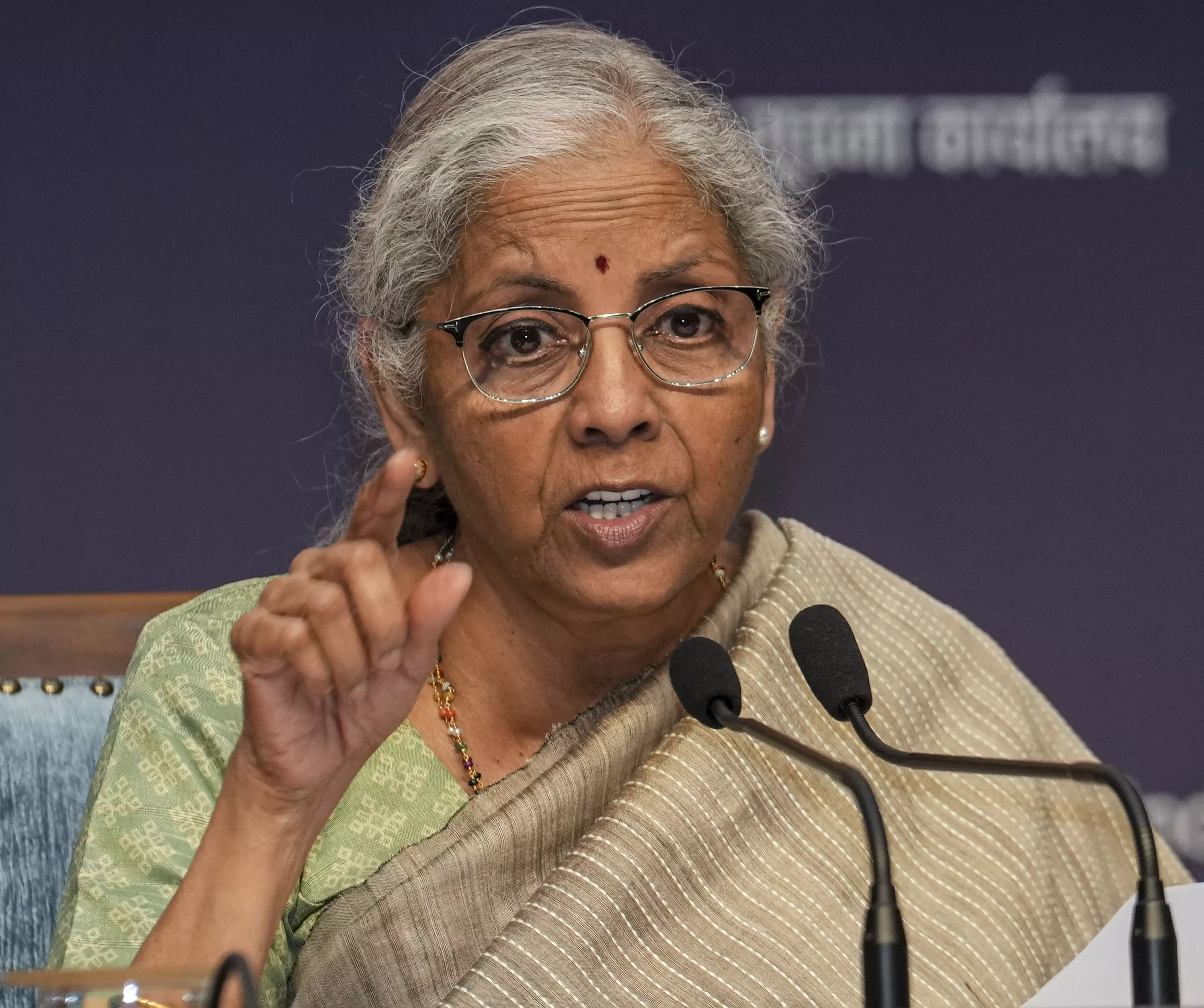 FM Sitharaman to Banks: Focus on Core Banking, Stop Mis-Selling FM Sitharaman to Banks: Focus on Core Banking, Stop Mis-Selling