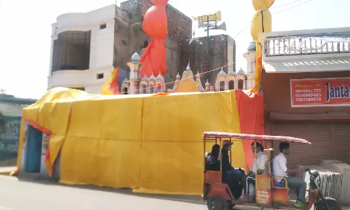 Mosques Covered Up Ahead of Juta Maar Holi in UPs Shahjahanpur
