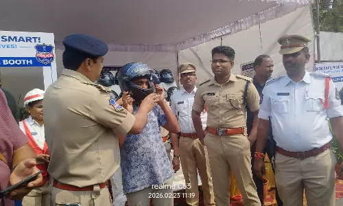 Hyderabad: Borrow A Helmet To Curb Fatality