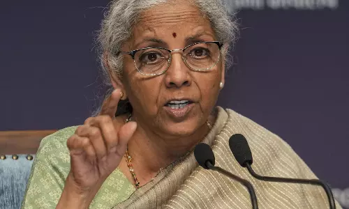 FM Sitharaman to Banks: Focus on Core Banking, Stop Mis-Selling FM Sitharaman to Banks: Focus on Core Banking, Stop Mis-Selling