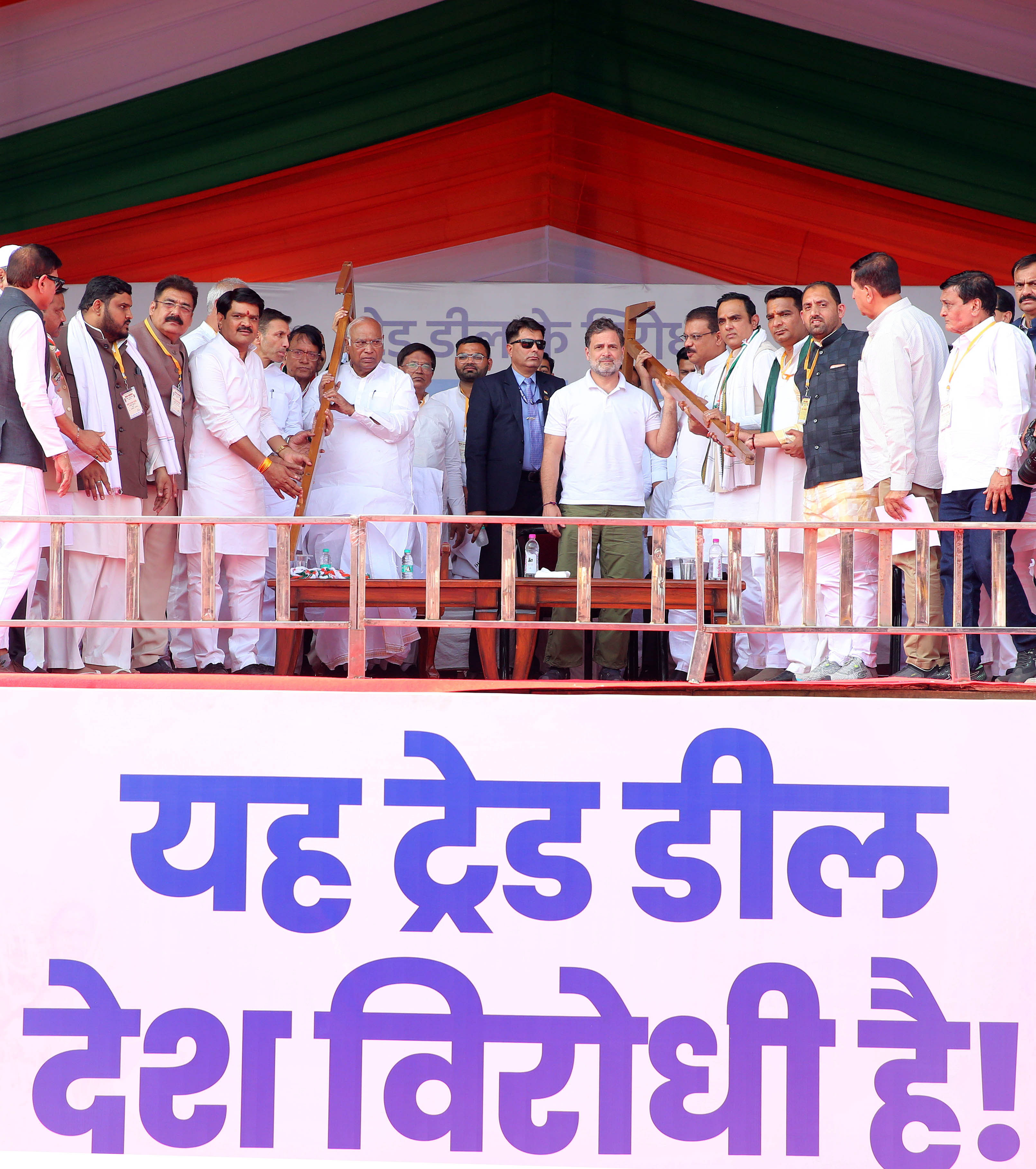 Modi Should Scrap Indo-US Deal Approved Under Pressure: Rahul Gandhi