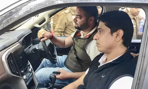 I Am Proud of My Son: IYC Chiefs Mom Urges Youth to Become Bhagat Singh