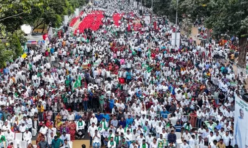 BJD Holds Farmers’ Rally In Bhubaneswar; BJP Throws Down Debate Challenge BJD Holds Farmers’ Rally In Bhubaneswar; BJP Throws Down Debate Challenge