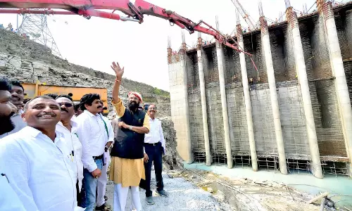 Uttam Reddy Slams BRS Over Krishna Water Deal