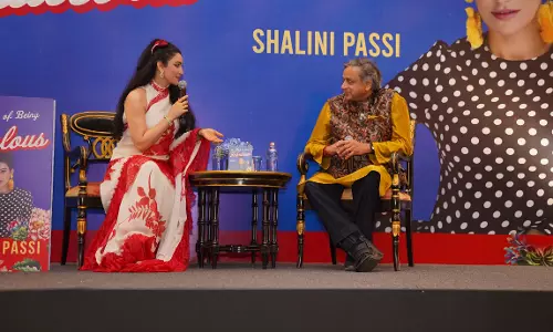 Shashi Tharoor Launches Shalini Passi’s Book The Art of Being Fabulous