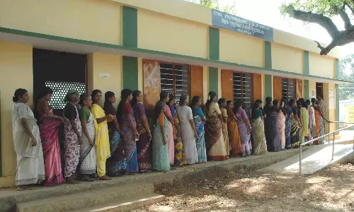 DMK’s Women Campaigners Touch a Chord With Voters
