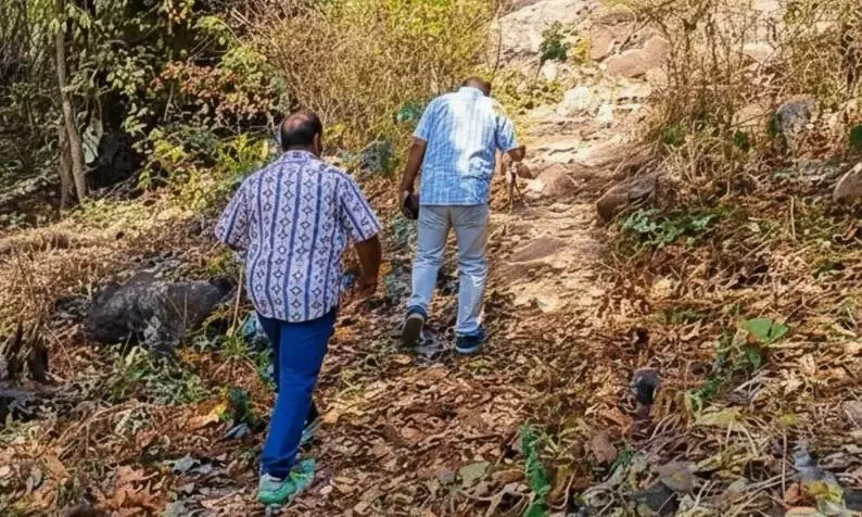 Odisha BDO Treks 3 Km To Remote Hill Village, Flags Acute Lack Of Basic Amenities Odisha BDO Treks 3 Km To Remote Hill Village, Flags Acute Lack Of Basic Amenities