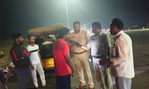 Nellore: 205 Cases Booked, Rs 1.52 Lakh Fines Imposed During Naka Bandh