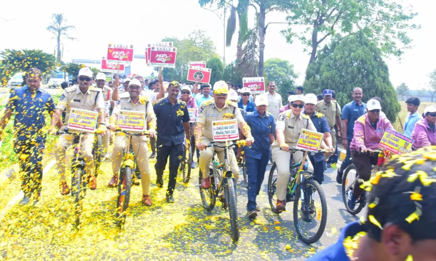 510-Km Anti-Drug Cyclothon Concludes in Vijayawada 510-Km Anti-Drug Cyclothon Concludes in Vijayawada