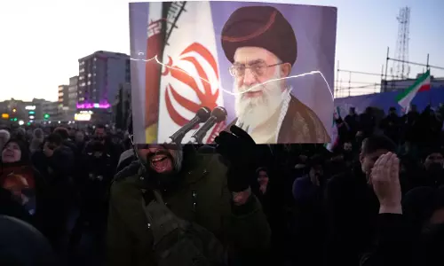 Iran Announces 40 Days of Public Mourning on Khameneis Death