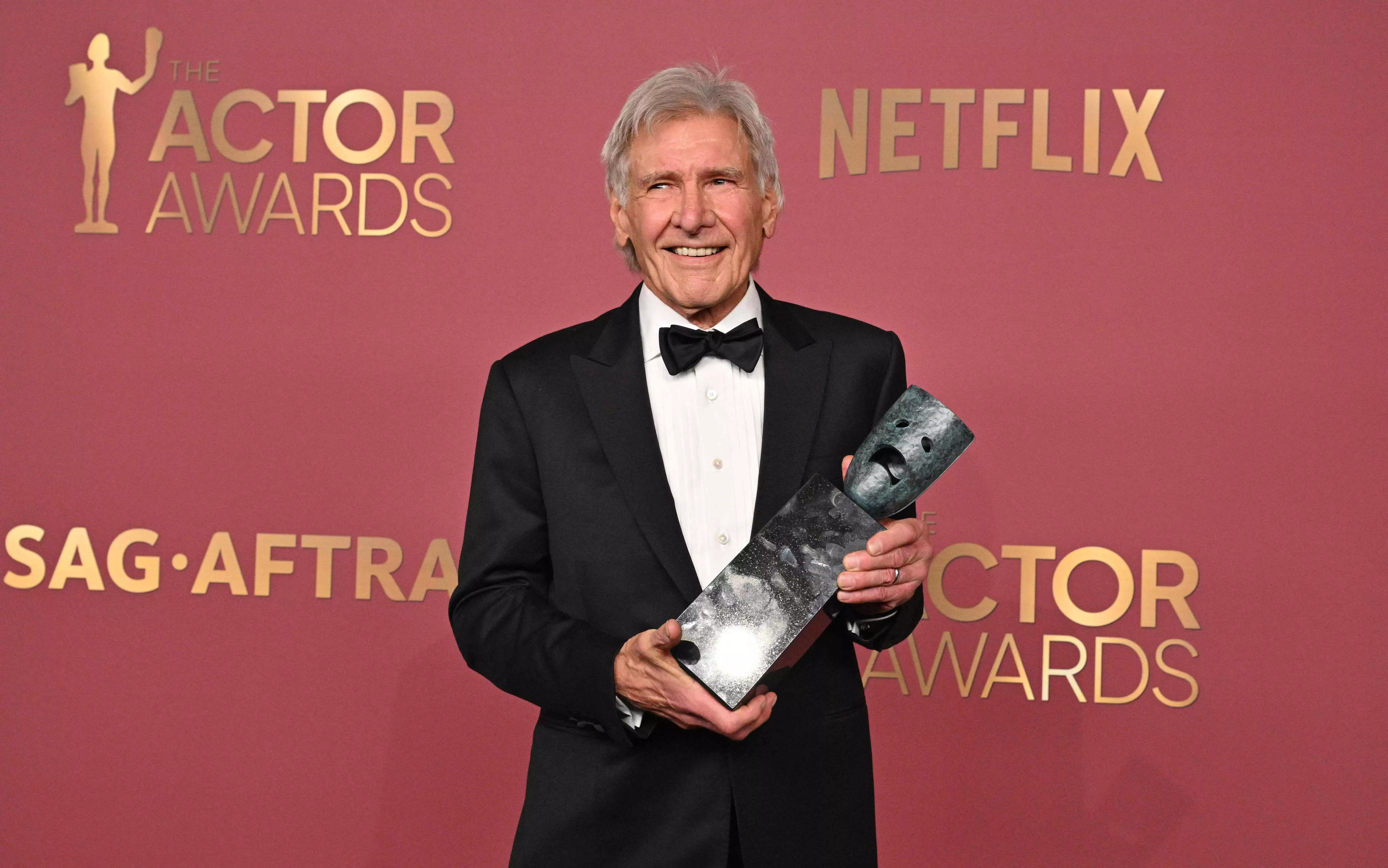 Harrison Ford Receives SAG-AFTRA Life Achievement Award Harrison Ford Receives SAG-AFTRA Life Achievement Award