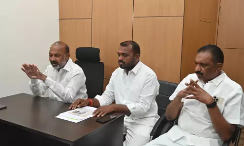 Bandi Directs Karimnagar Municpal Corporation To Eliminate Corruption In Building Permissions