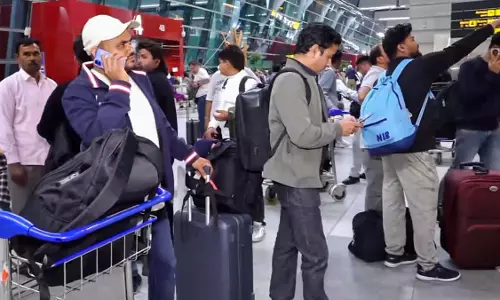 39.55 Lakh AP People Live as Migrants Away From Their Home