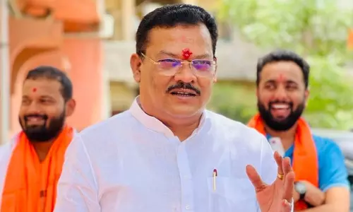 Raut Advised To ‘Call Trump’ Over US-Iran Conflict