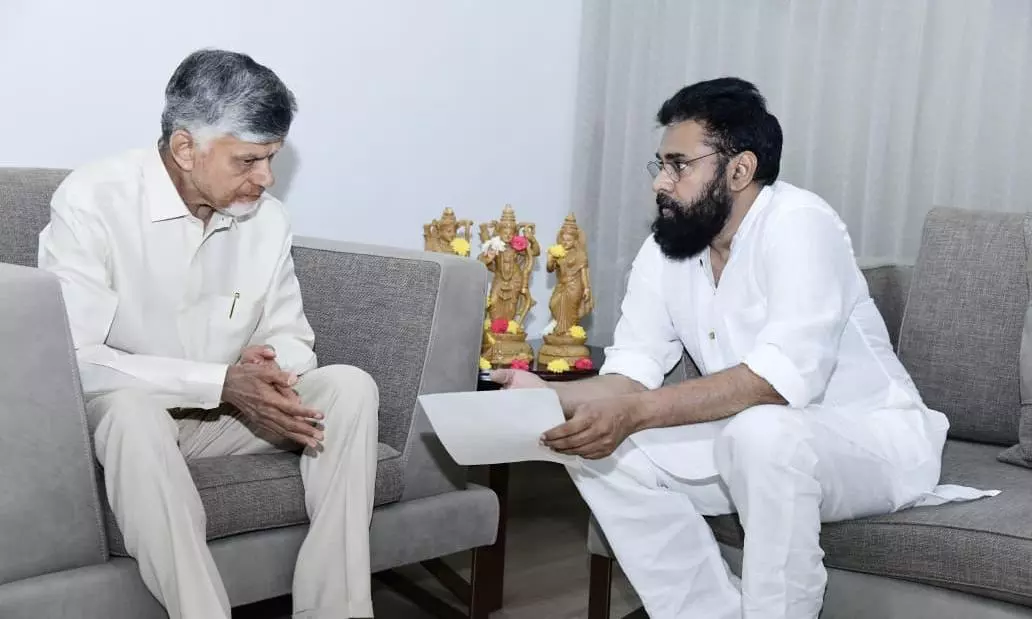 AP CM Holds Meeting with Pawan on Major Issues