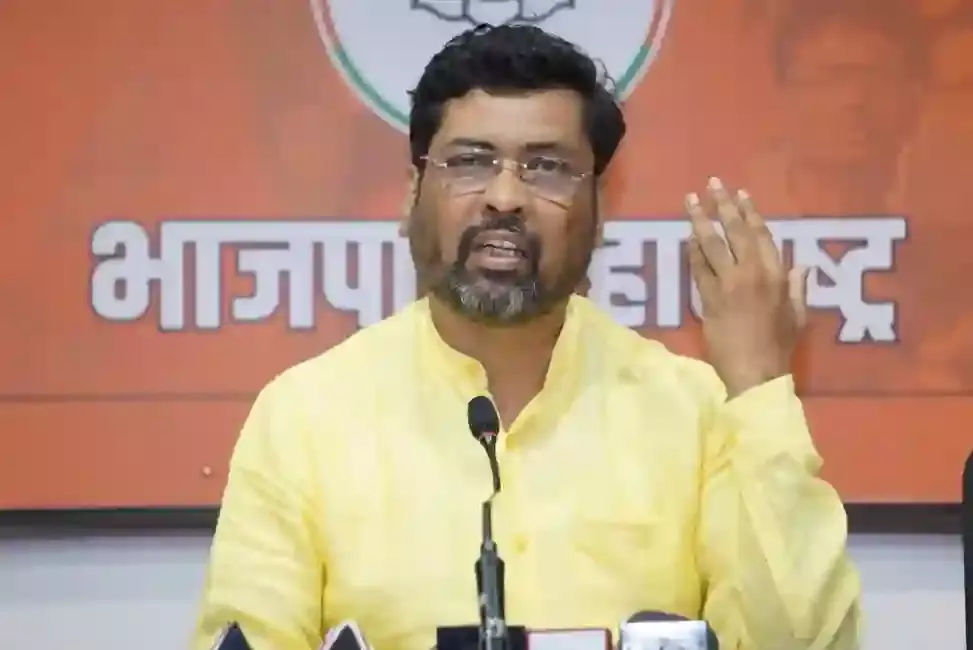 BJP Claims Uddhav Blocking Pawar’s Rajya Sabha Return