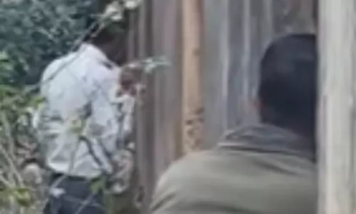 Prompting Answers To Passing On Notes, Videos Capture Varied Means Of Helping Cheating In MP School Board Exams Prompting Answers To Passing On Notes, Videos Capture Varied Means Of Helping Cheating In MP School Board Exams