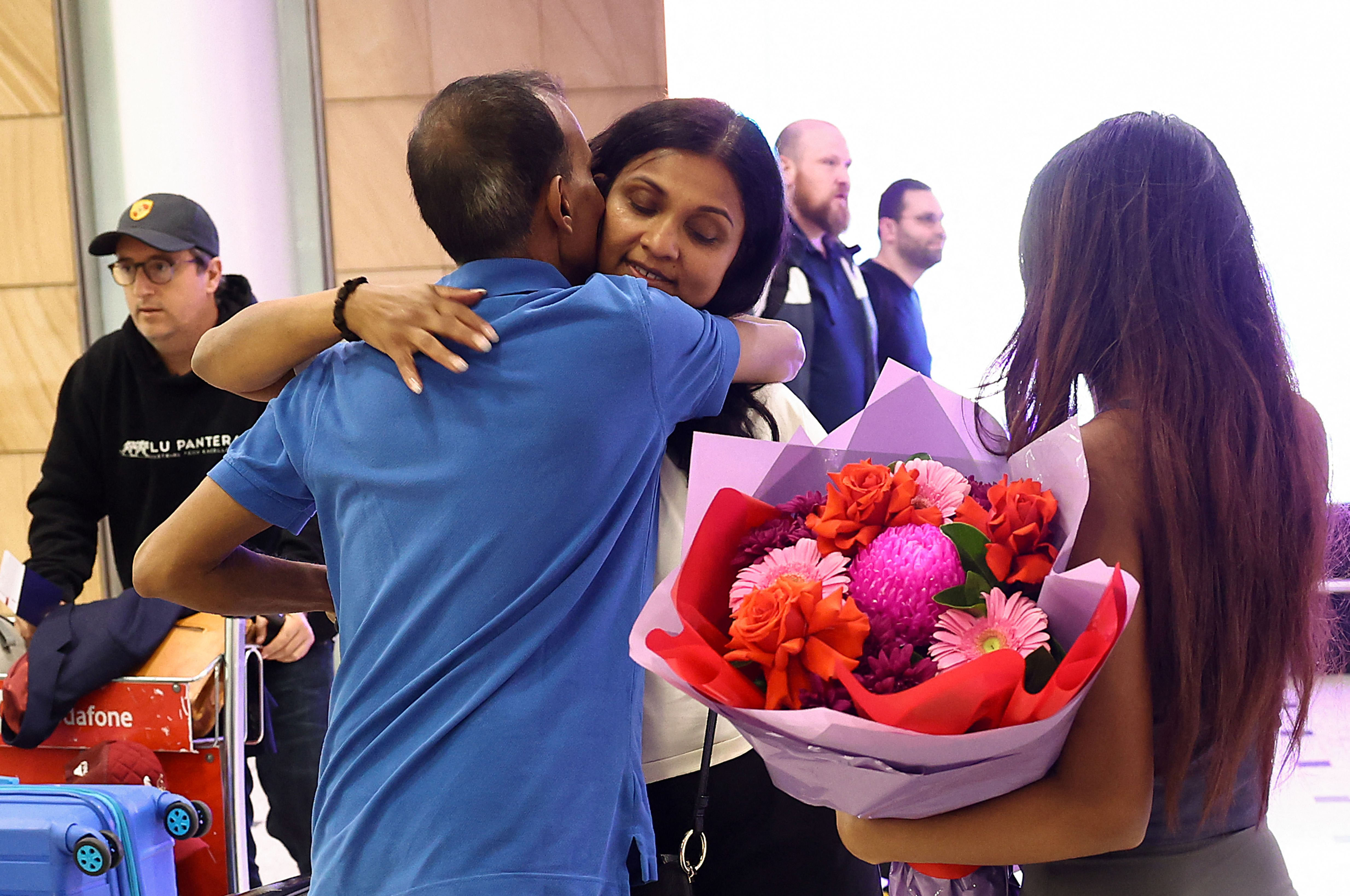 The Iran Conflict Has Upended Flights Throughout the Center East. Right here’s What Vacationers Ought to Know