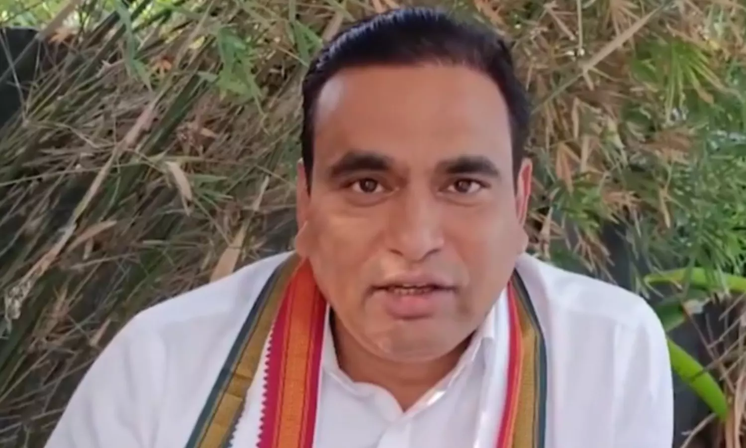 Bhongir MP Counters Bandi Remarks Over Rahul Bhongir MP Counters Bandi Remarks Over Rahul