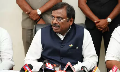 Comply With Safety Rules, Minister Vivek Venkatswamy Urges Factories