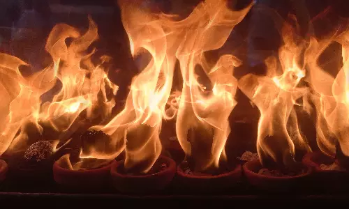 Fire Breaks Out at Wine Shop on Raj Bhavan Road in Hyderabad