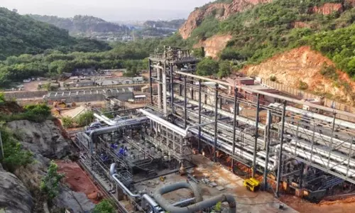 Crude Reserve in Vizag Ensures 9.5 Days of Backup for Refineries