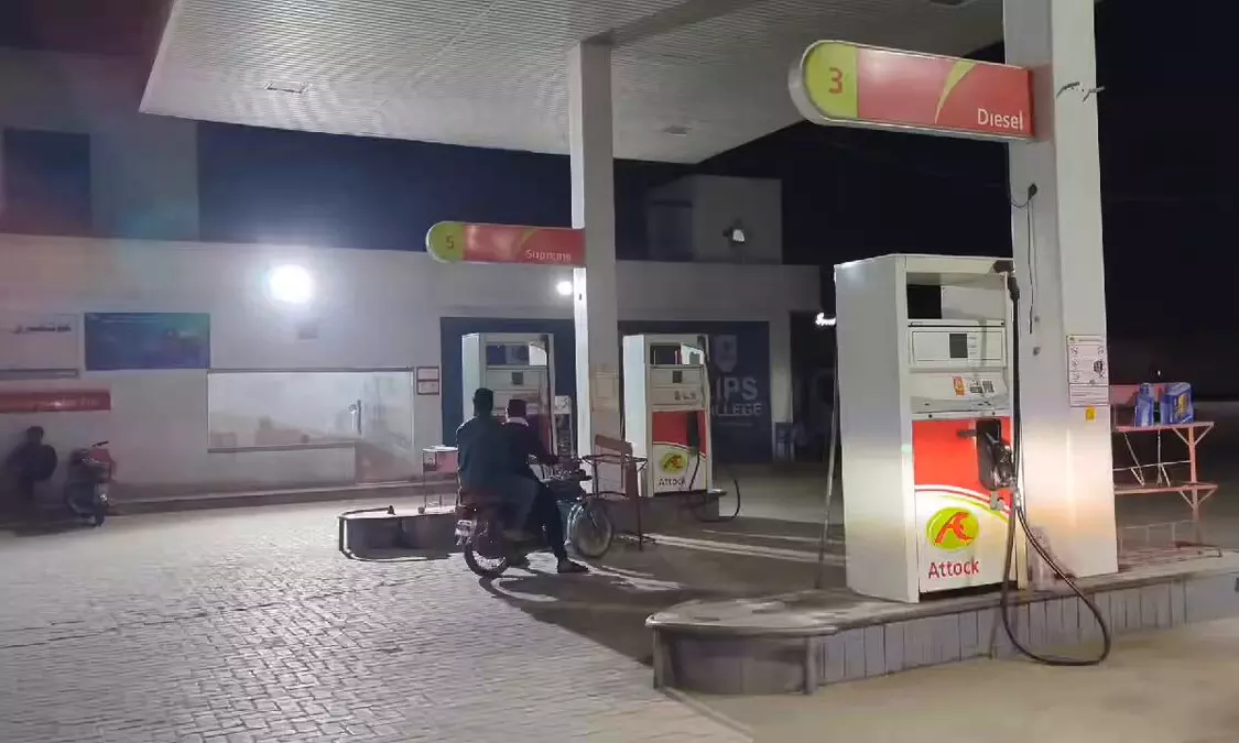 1 Killed, 2 Injured In Pak Petrol Pump Firing Amid Panic Buying