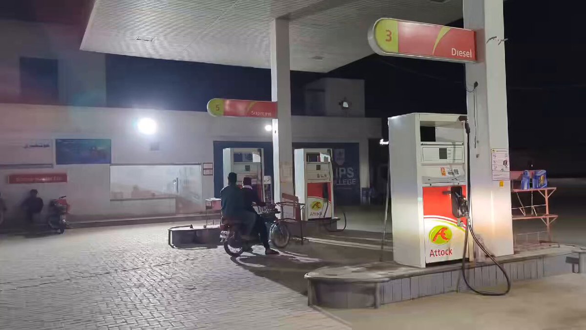 Thousands of Motorists Throng Fuel Outlets Fearing Petrol, Diesel Shortage in AP