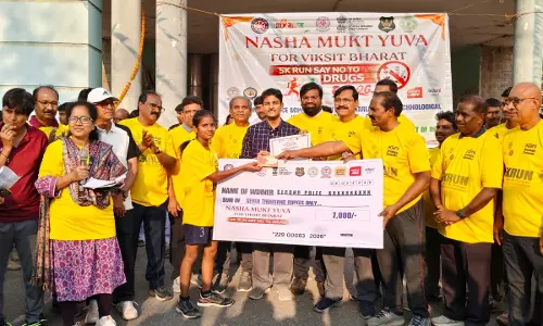 JNTUA, Police Organise 5k Run Against Drug Abuse