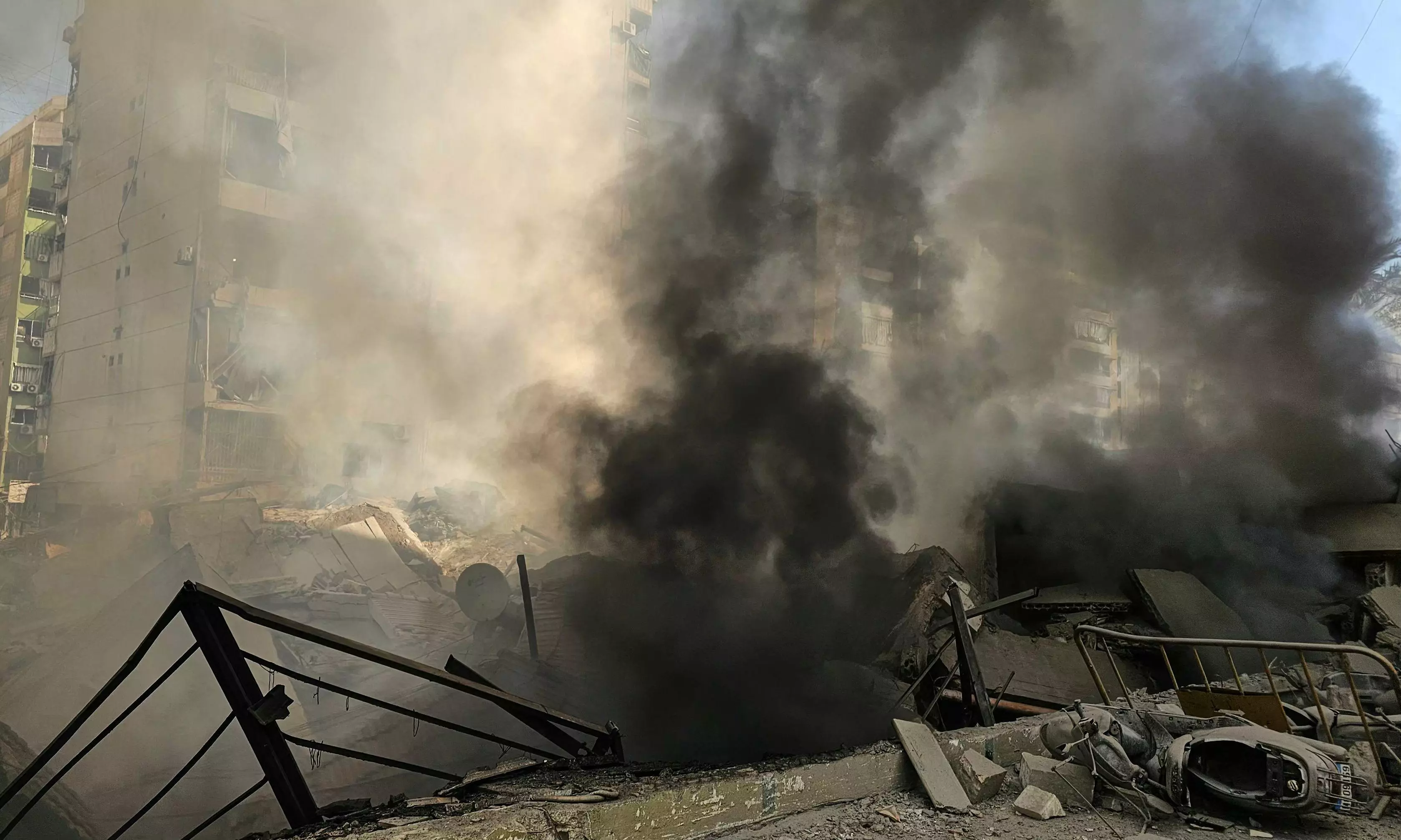 Human Rights Watch Alleges Israel Employed White Phosphorus in Lebanon Human Rights Watch Alleges Israel Employed White Phosphorus in Lebanon