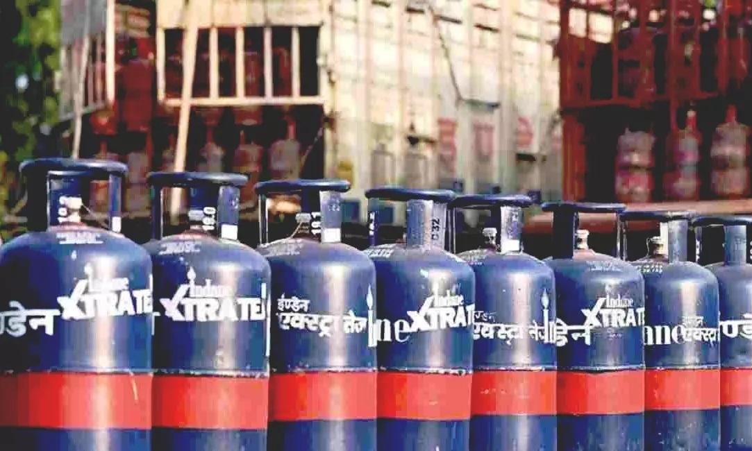 Hotels To Shut In Bengaluru Over Non-Supply of Commercial Gas Cylinders