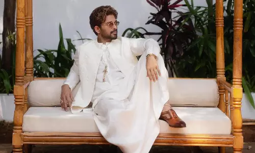 Less Filter, More Grace: Allu Arjuns Casual Ethnic Is a Blast
