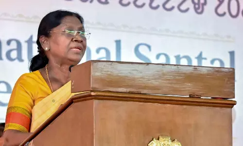 DC Edit | Keep President out of Politics