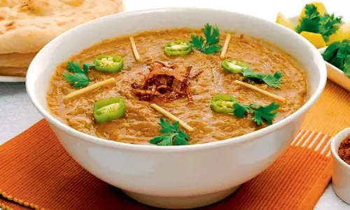 Skilled Haleem Makers in High Demand During Ramzan
