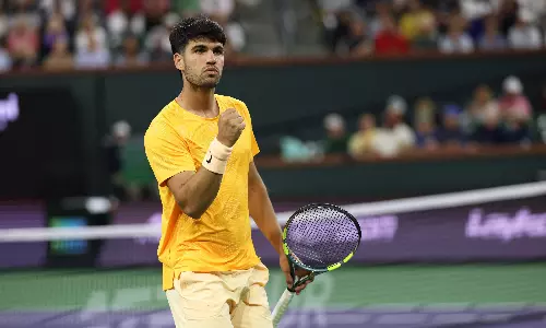 Alcaraz Battles Back To Reach Indian Wells Fourth Round