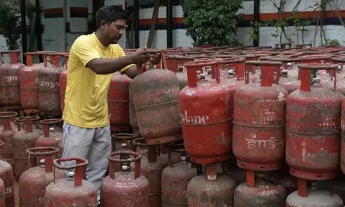 Hotels Seek Uninterrupted LPG Supply Amid Disruptions