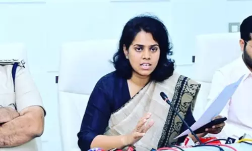 Two Head Nurses Suspended for Dancing in Hospital