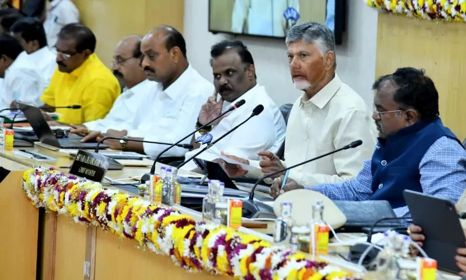 CM Naidu Pushes Farmer Focus, Pitches Indian School of Agriculture CM Naidu Pushes Farmer Focus, Pitches Indian School of Agriculture