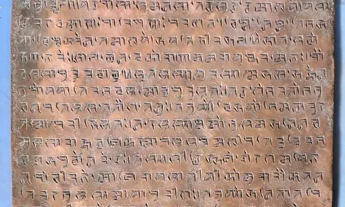 ASI Finds Vijayanagara-Era Copper Plate Inscriptions at Srikalahasti