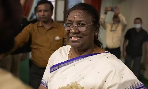 Prez Protocol Lapse in WB Insults Tribals, Women: Sai Prez Protocol Lapse in WB Insults Tribals, Women: Sai