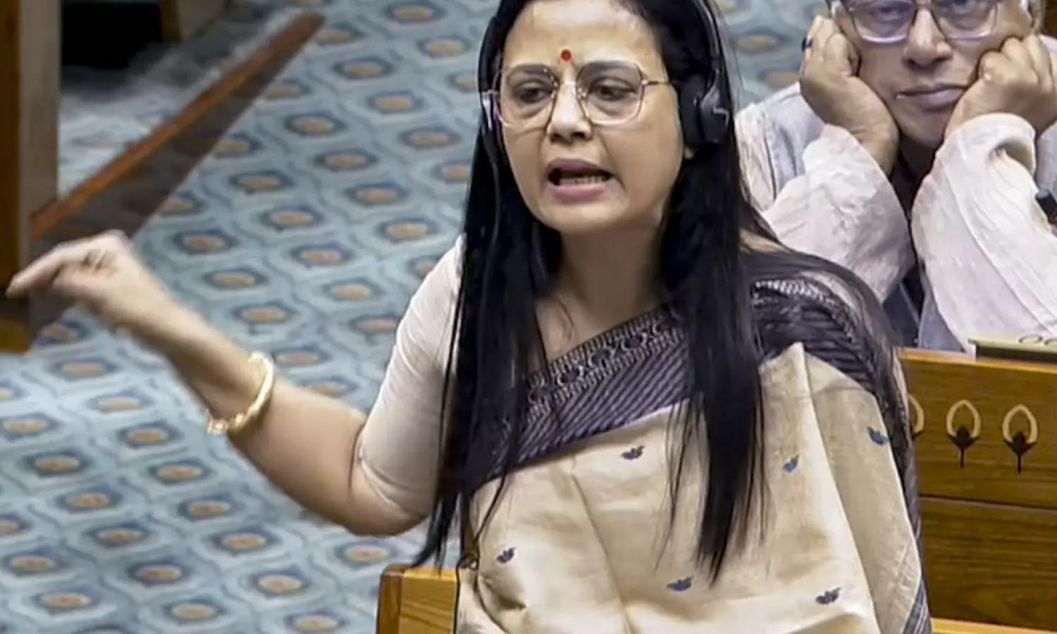 SC Stays Delhi HC Order on Sanction to CBI to File Chargesheet Against Mahua Moitra