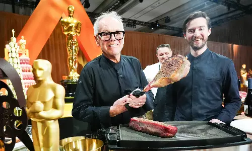 Caviar And Comfort Food On The Menu For A-Listers On Oscars Night