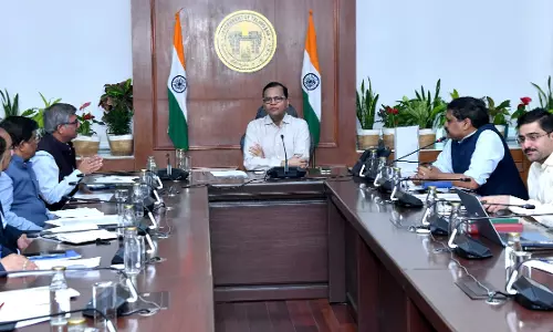 Telangana CS Reviews LPG Supplies; Asks Officials to Ensure Timely Delivery