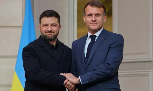 Zelensky Arrives In Paris For Talks On Pressuring Russia