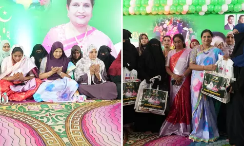 Rama Devi Shares Ramzan Tohfa With Muslim Women Rama Devi Shares Ramzan Tohfa With Muslim Women