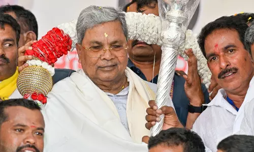 CM Mounted Pressure On Officials To Arrange For Gas Cylinders For A Mass Feeding Programme In Mysuru