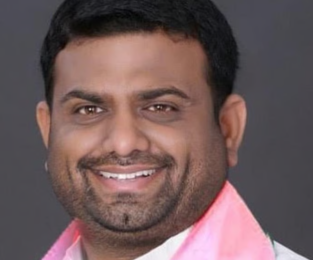 Ronith Reddy Moinabad Drugs Case: Former BRS MLA Rohith Reddy and Two Others Sent to ...