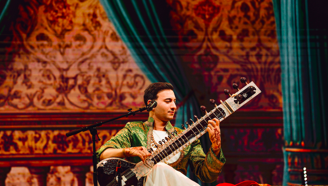 Karnataka CM Attends Rishab Rikhiram Sharma’s Concert in Bengaluru