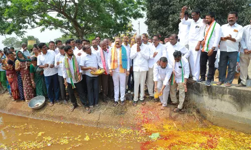Godavari Water Reaches Tribal Fields In Jangaon